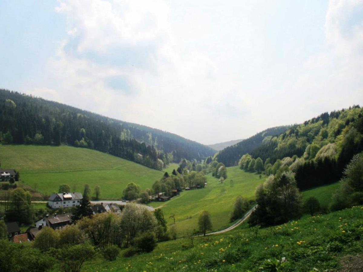Cosy Apartment In Schwalefeld Near Willingen With Private Terrace Exterior photo