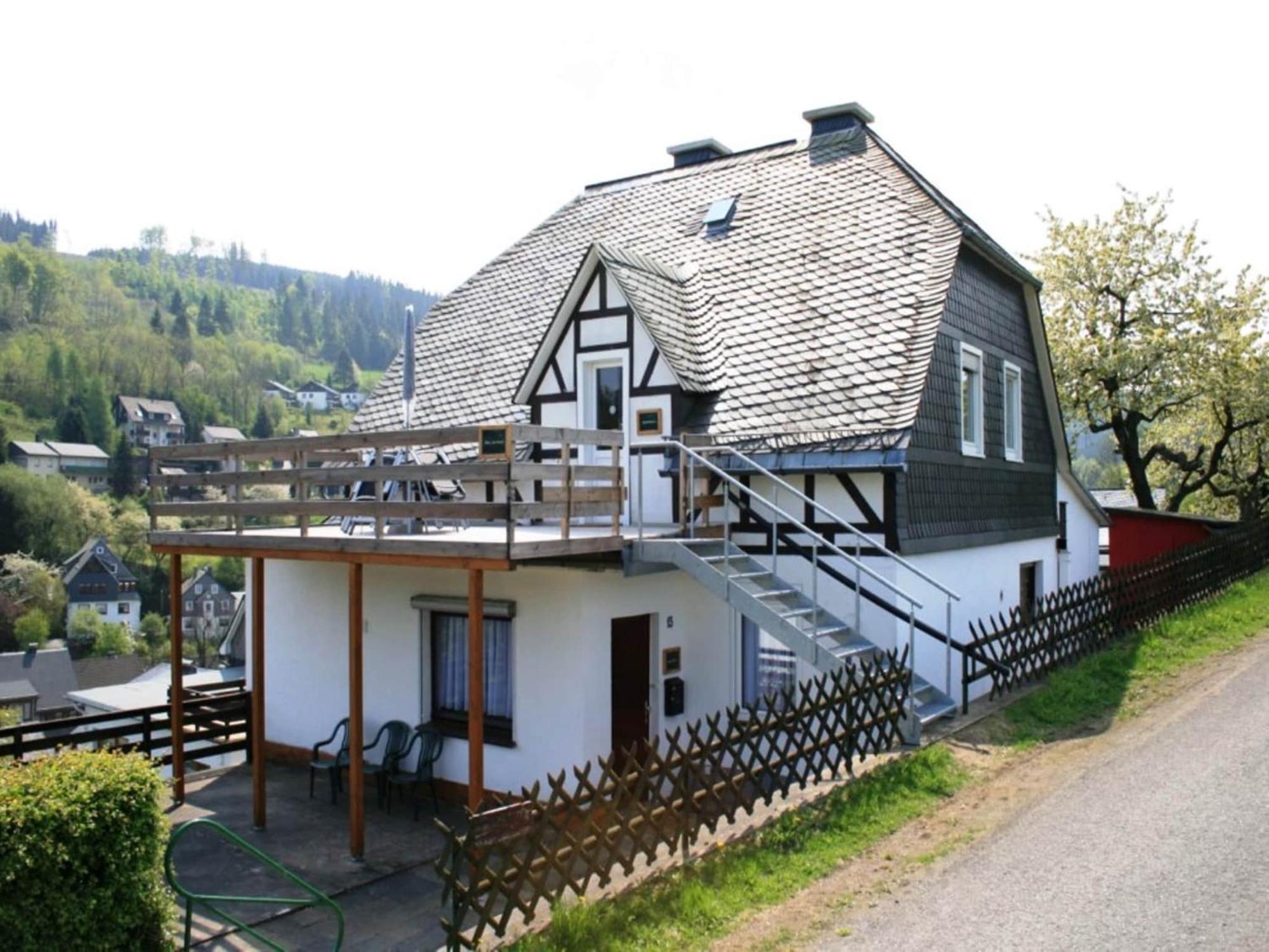 Cosy Apartment In Schwalefeld Near Willingen With Private Terrace Exterior photo